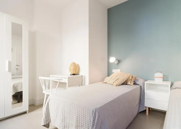 Atico Gades De La Catedral Кадіс